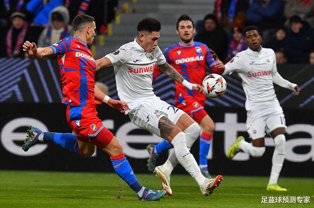 熊猫体育包含今夜拉齐奥调整名单以备NBA常规赛；状态回暖环节打磨；目标明确；年轻球员得到机会的词条